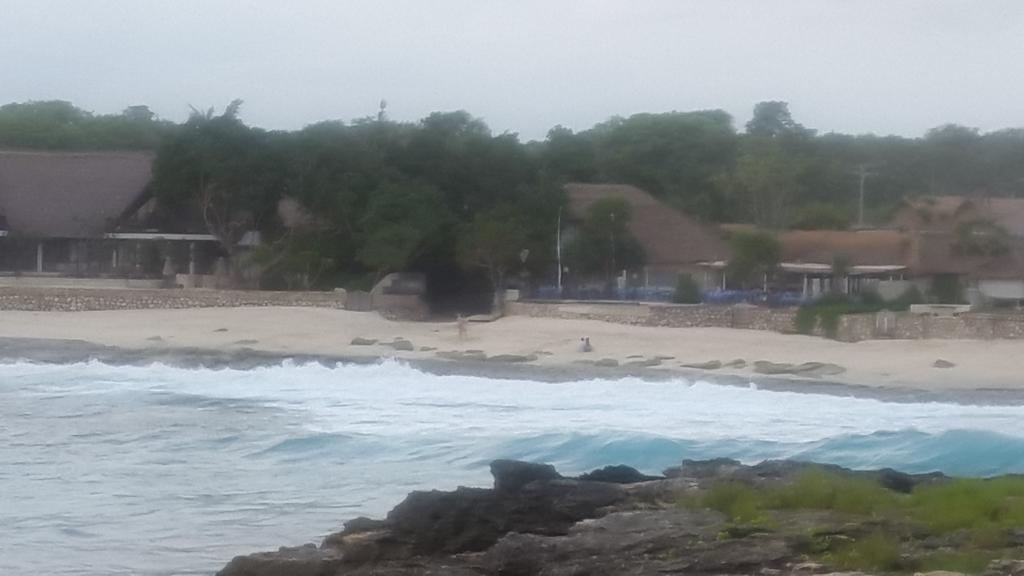 Sunset Coin Lembongan Hotel Nusa Lembongan  Exterior photo