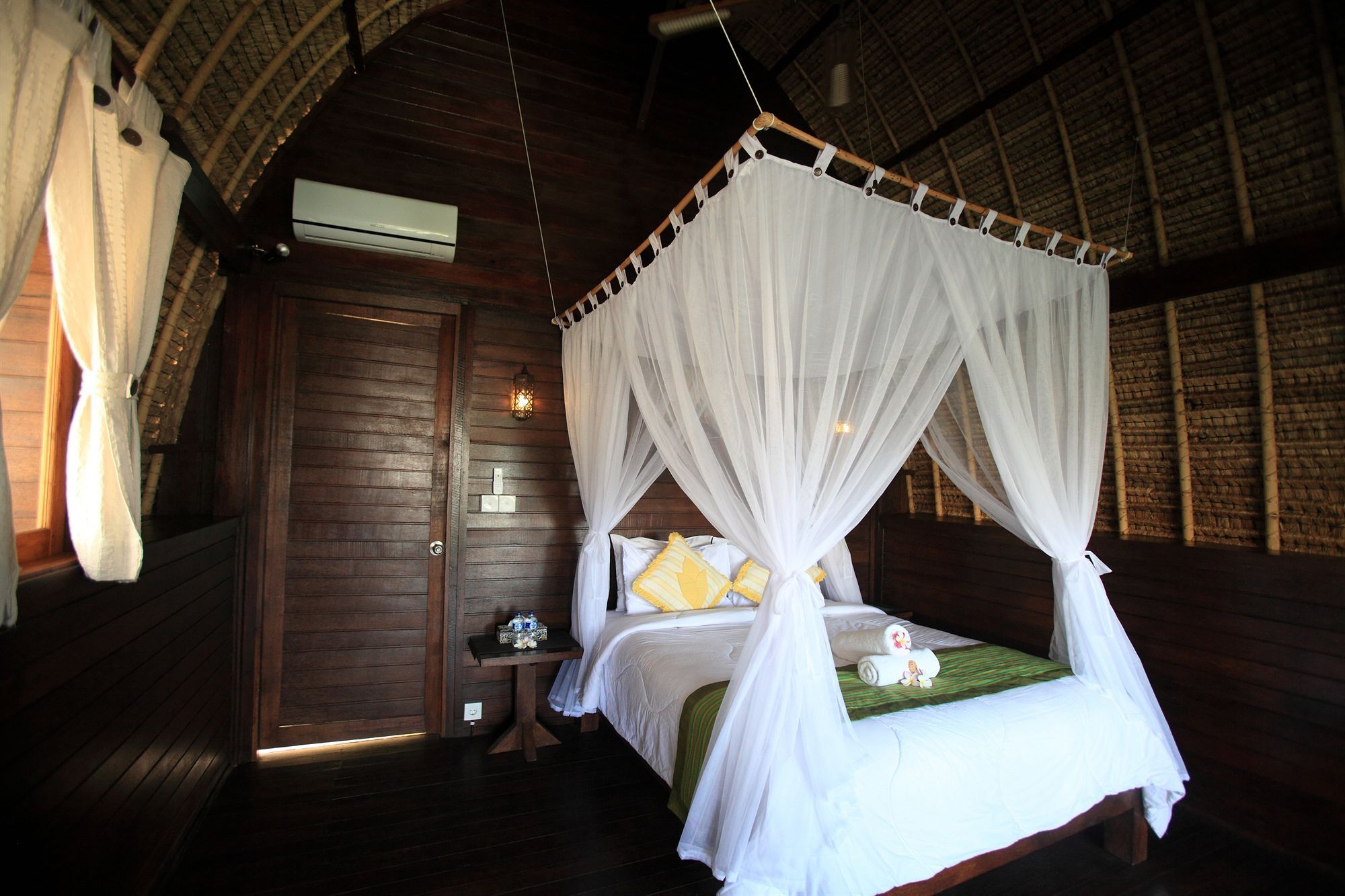 Sunset Coin Lembongan Hotel Nusa Lembongan  Exterior photo