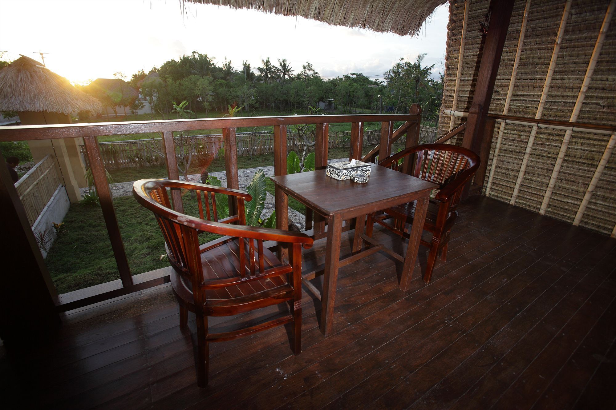 Sunset Coin Lembongan Hotel Nusa Lembongan  Exterior photo