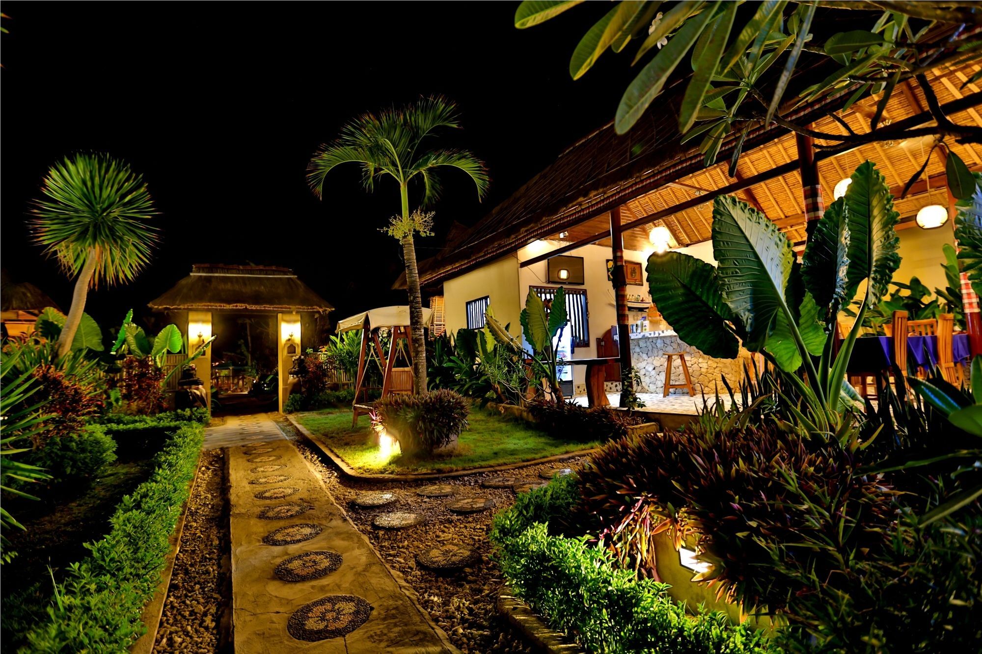 Sunset Coin Lembongan Hotel Nusa Lembongan  Exterior photo