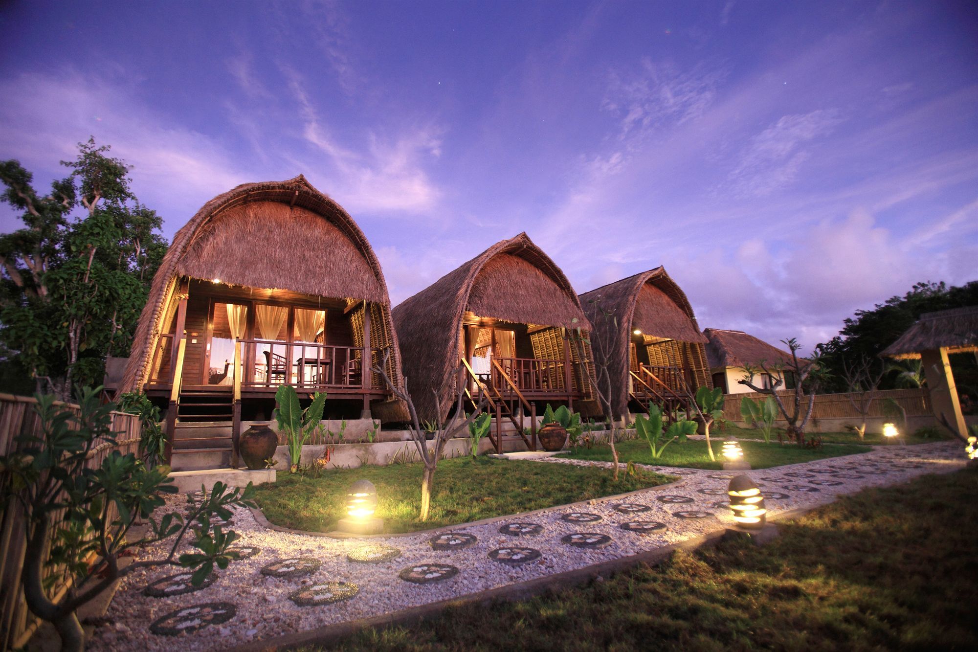 Sunset Coin Lembongan Hotel Nusa Lembongan  Exterior photo