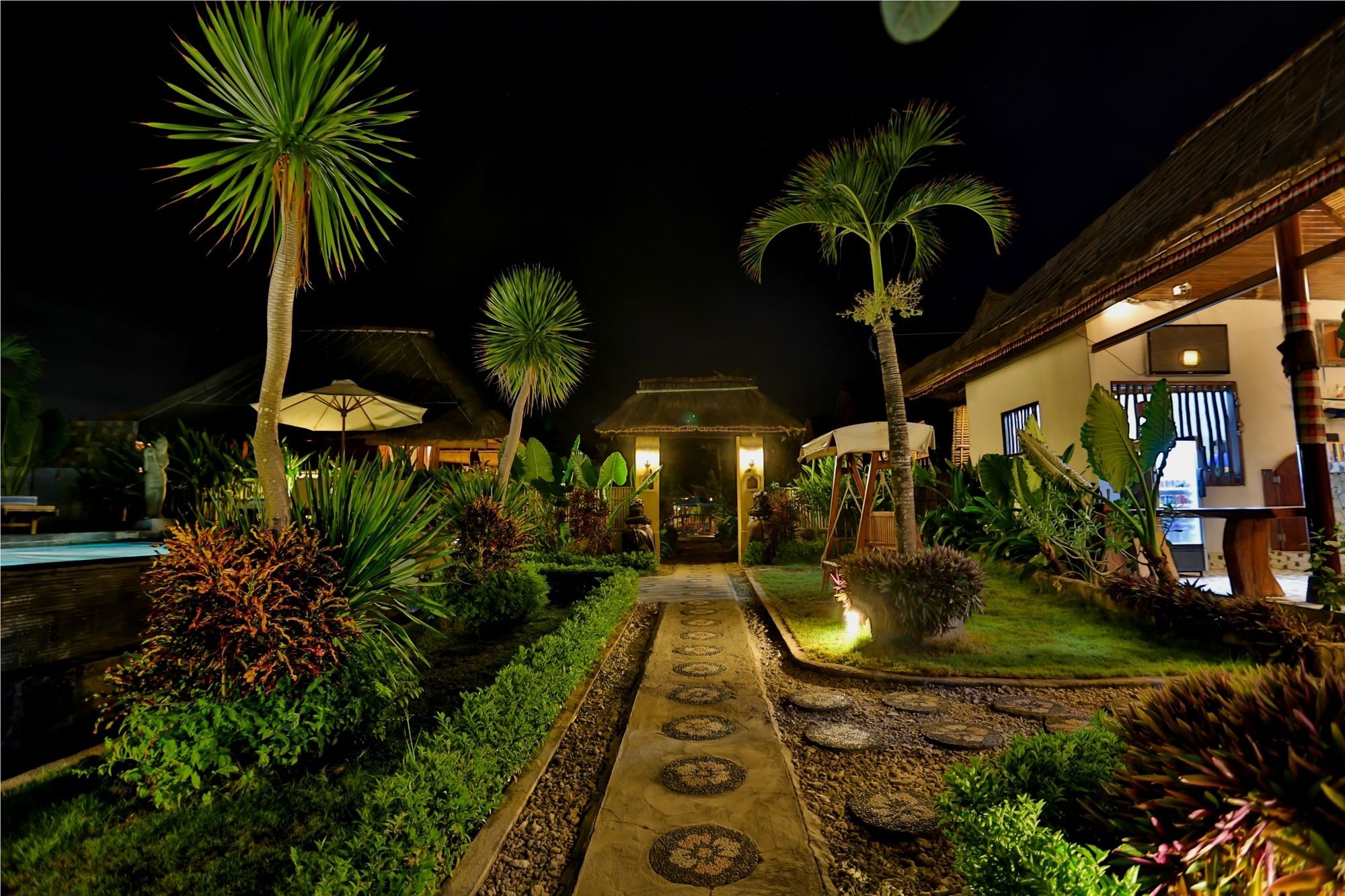 Sunset Coin Lembongan Hotel Nusa Lembongan  Exterior photo