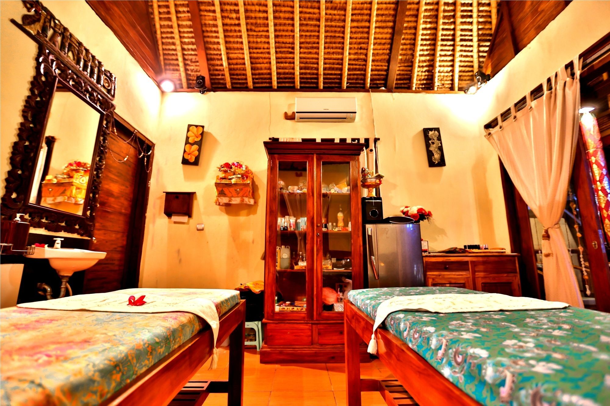 Sunset Coin Lembongan Hotel Nusa Lembongan  Exterior photo